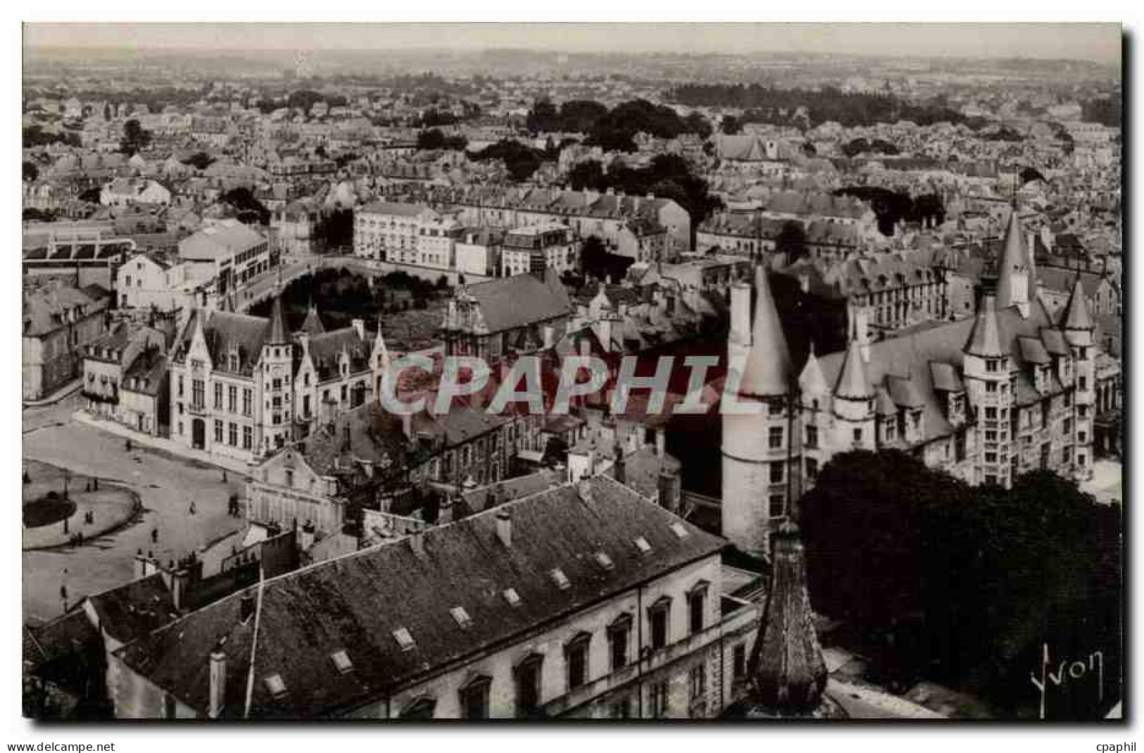 Nevers CPA Vue generale