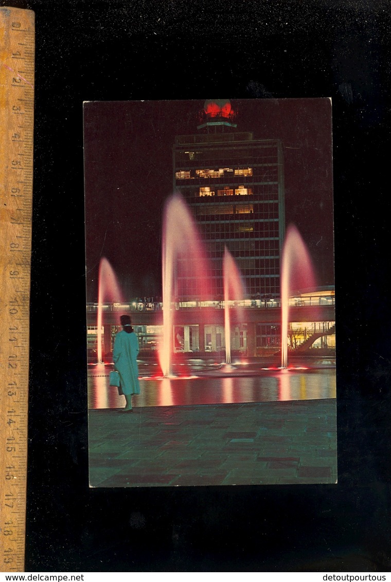 NEW YORK Airport arrival building at John F KENNEDY Idlewild NY / aéroport Flughafen