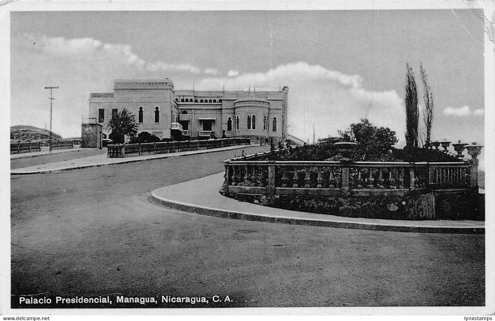 Nicaragua Palacio Presidencial Managua 1936 vintage postcard B837