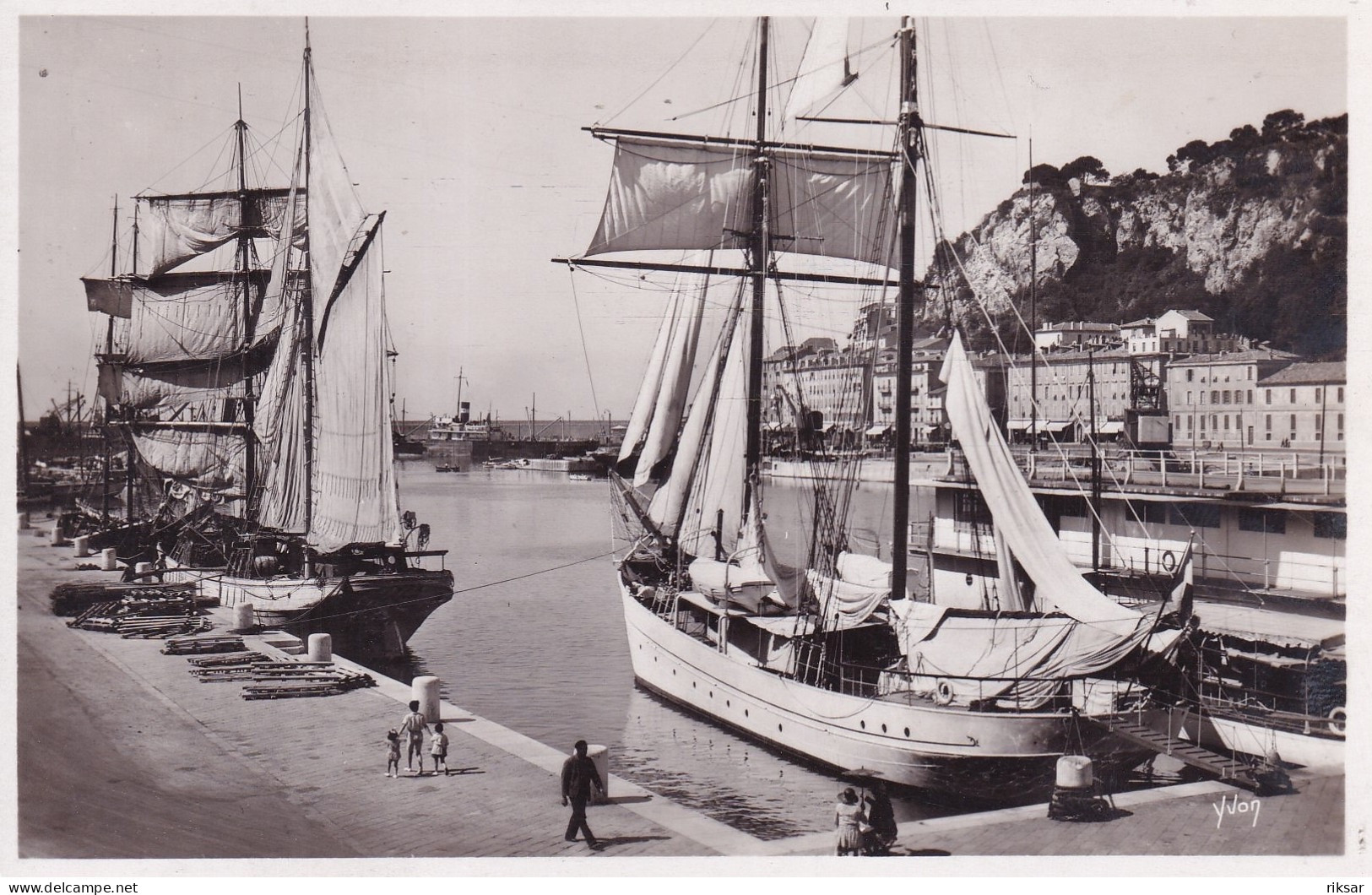 NICE(BATEAU DE VOILIER)
