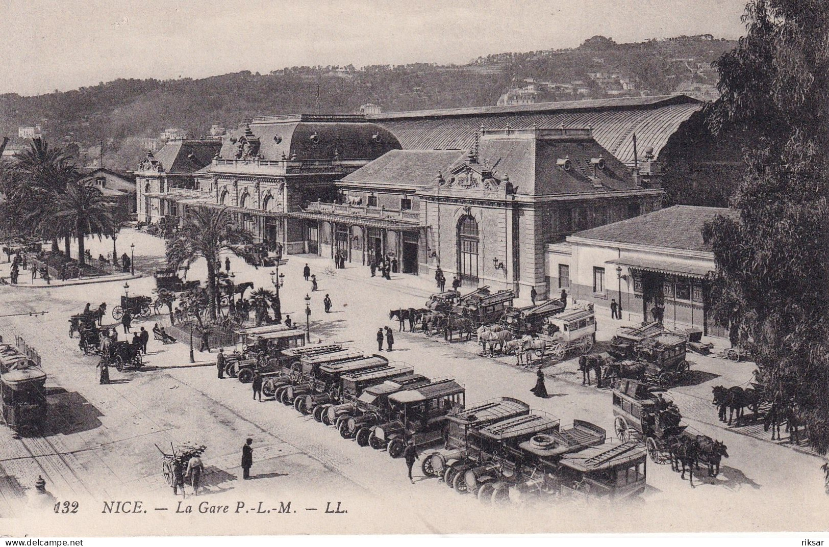 NICE(GARE) AUTOMOBILE