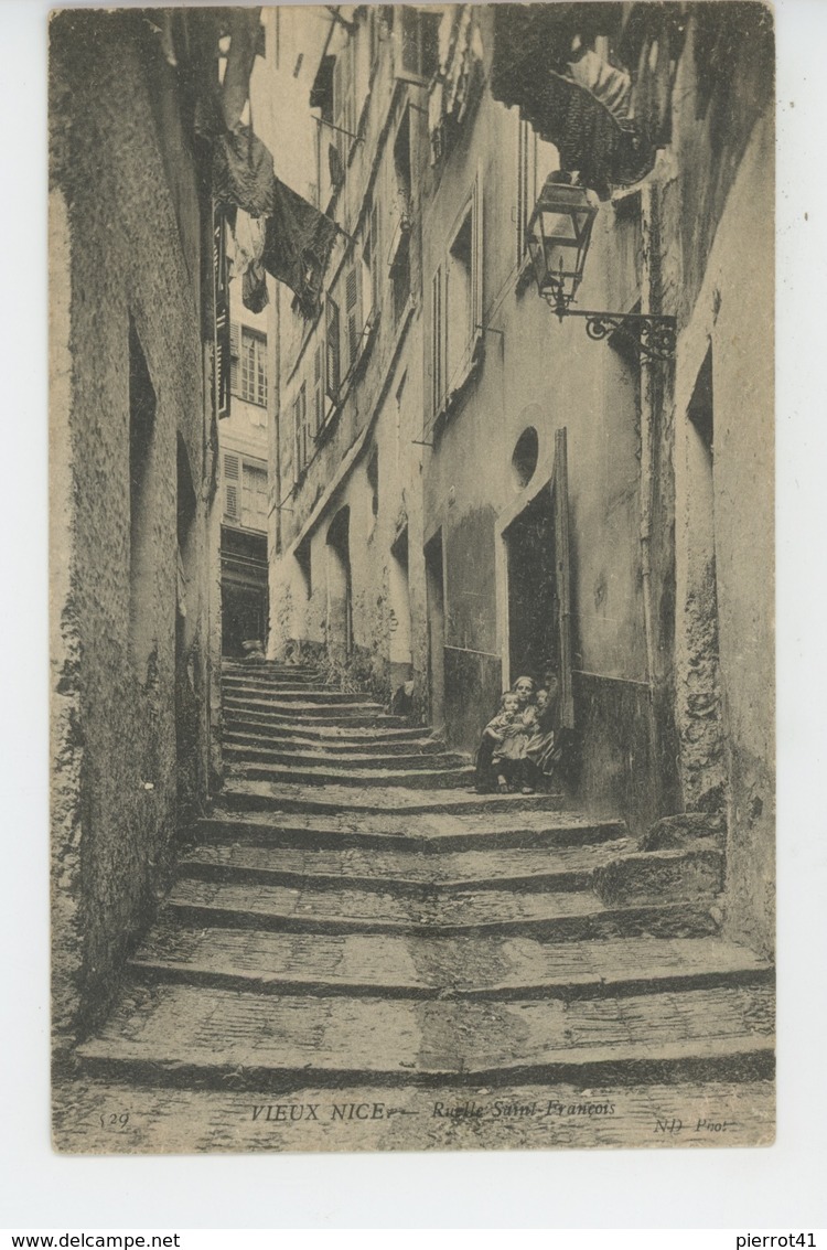 NICE - VIEUX NICE - Rue Saint François