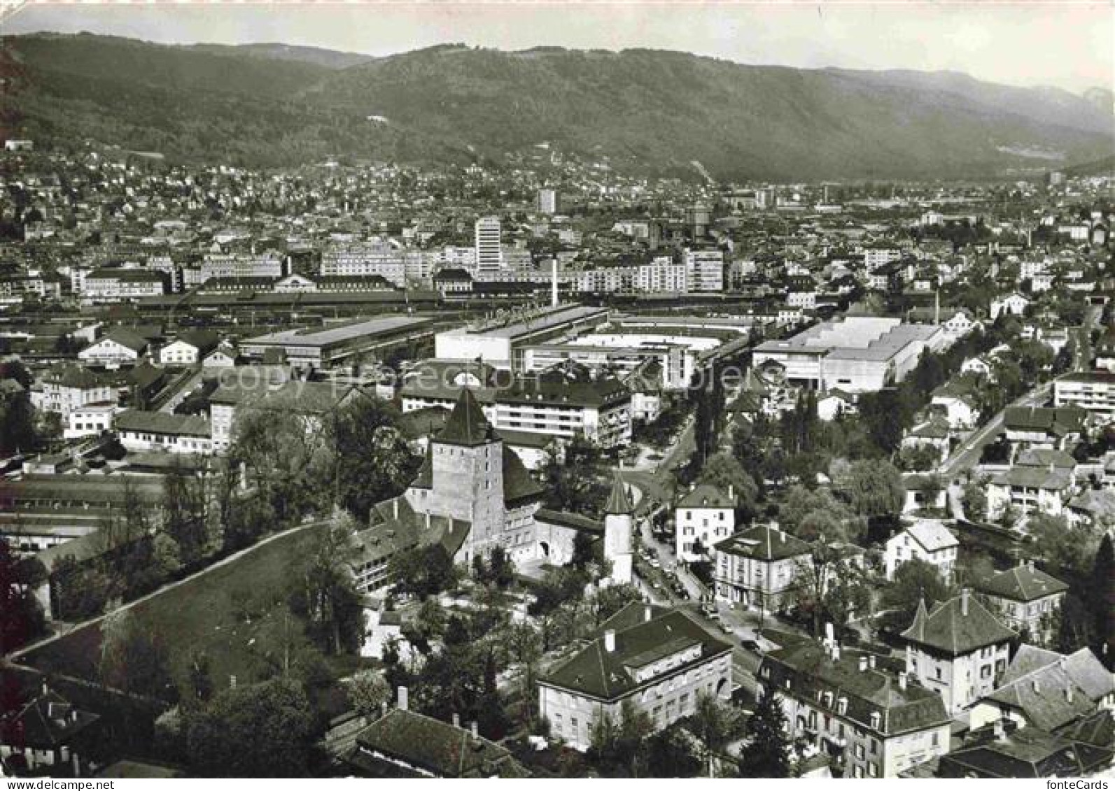 Nidau Bielersee Lac de Bienne BE Schloss mit Blick auf Biel