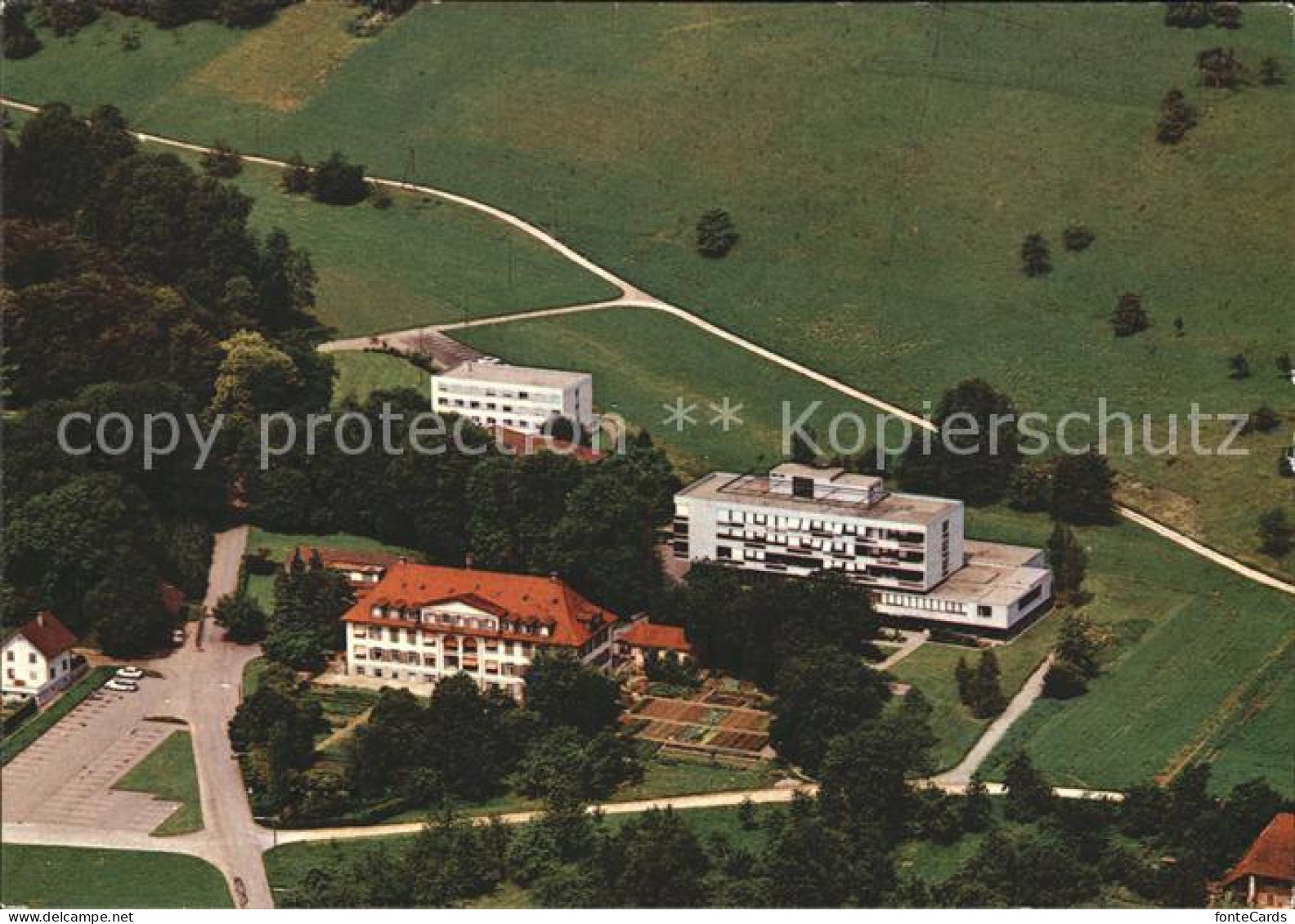 Niederbipp Fliegeraufnahme Bezirksspital