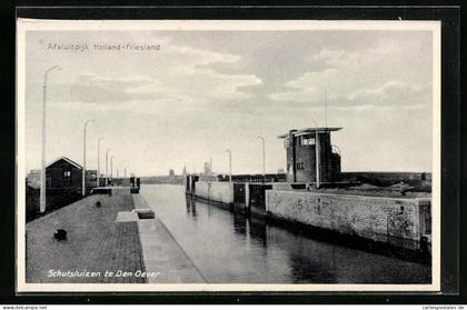AK Afsluitdijk Holland-Friesland, Schutsluizen te Den Oever