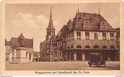 Nederland - HOORN - Waaggebouw met Standbeeld Jan. Pz. Coen