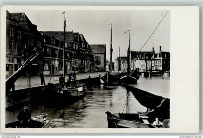 10437829 - Hoorn