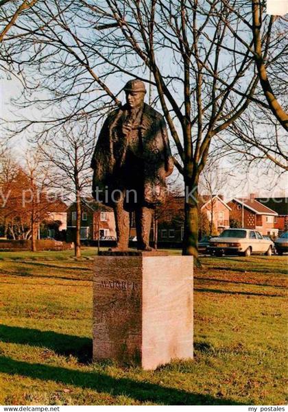 Delfzijl Maigret Denkmal van Georges Simenon