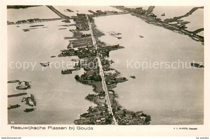 Gouda Fliegeraufnahme Reeuwijksche Plassen bij Gouda