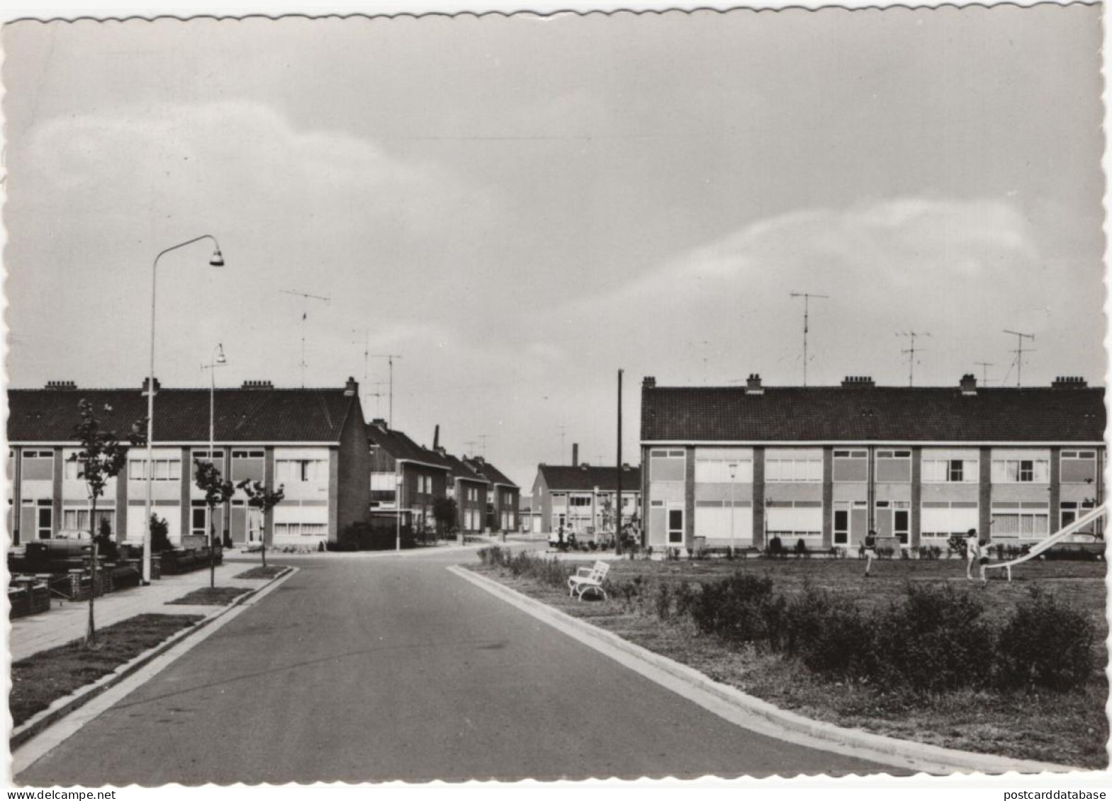 Niel - Rode Kruisplein - & architecture