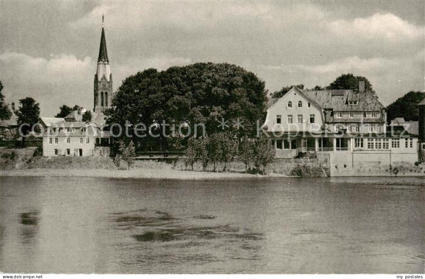 Nienburg Weser Blick ueber die Weser