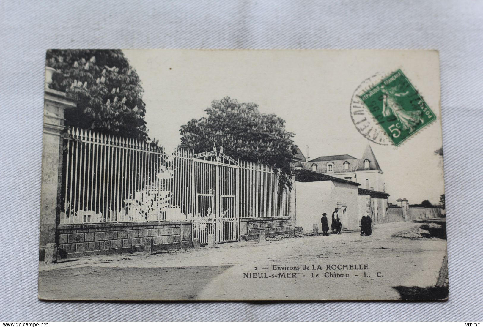 Nieul sur mer, le château, environs de La Rochelle, Charente Maritime 17