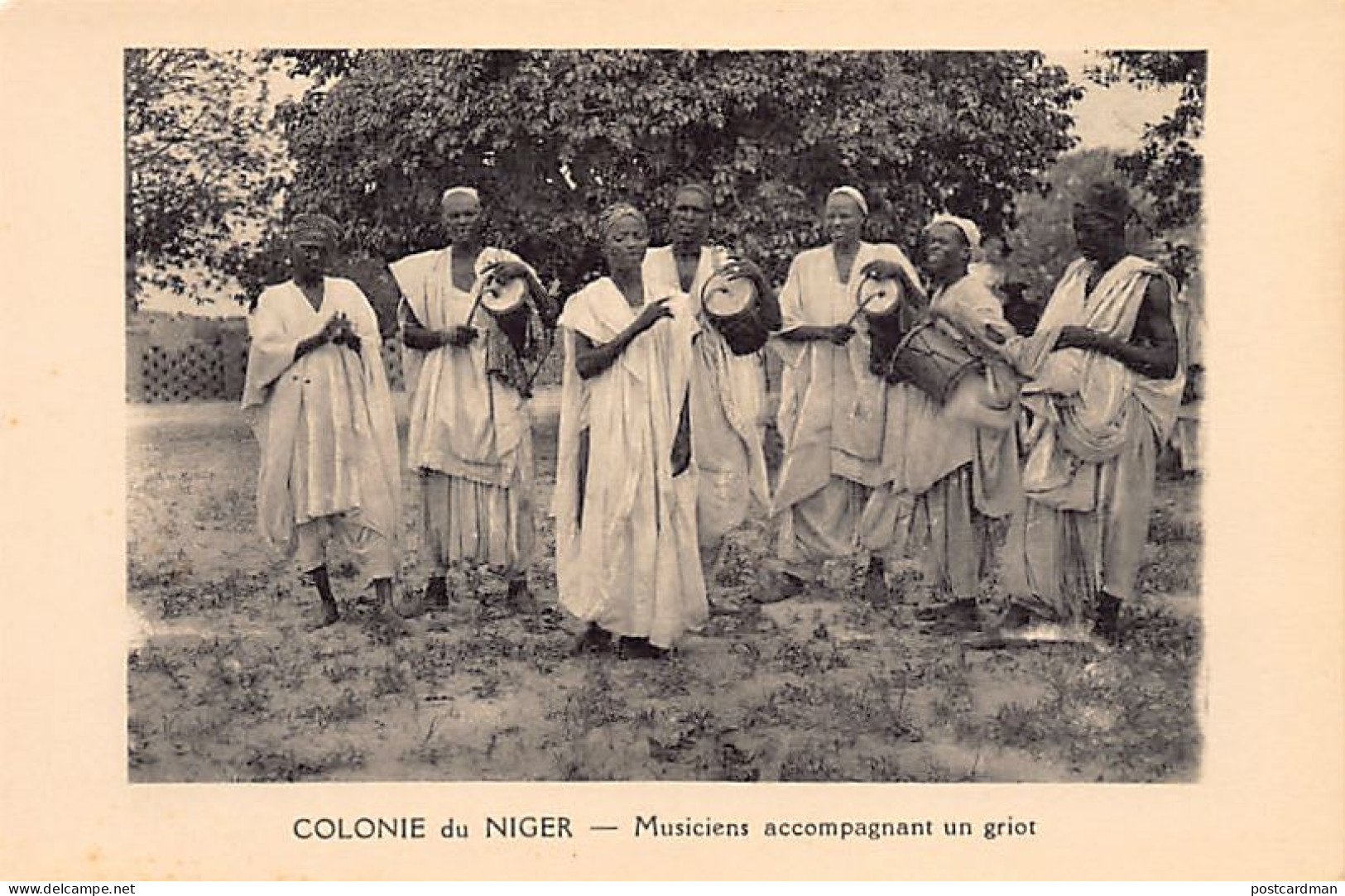 Niger - Musiciens accompagnant un griot - Ed. Labitte
