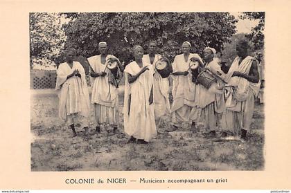 Niger - Musiciens accompagnant un griot - Ed. Labitte