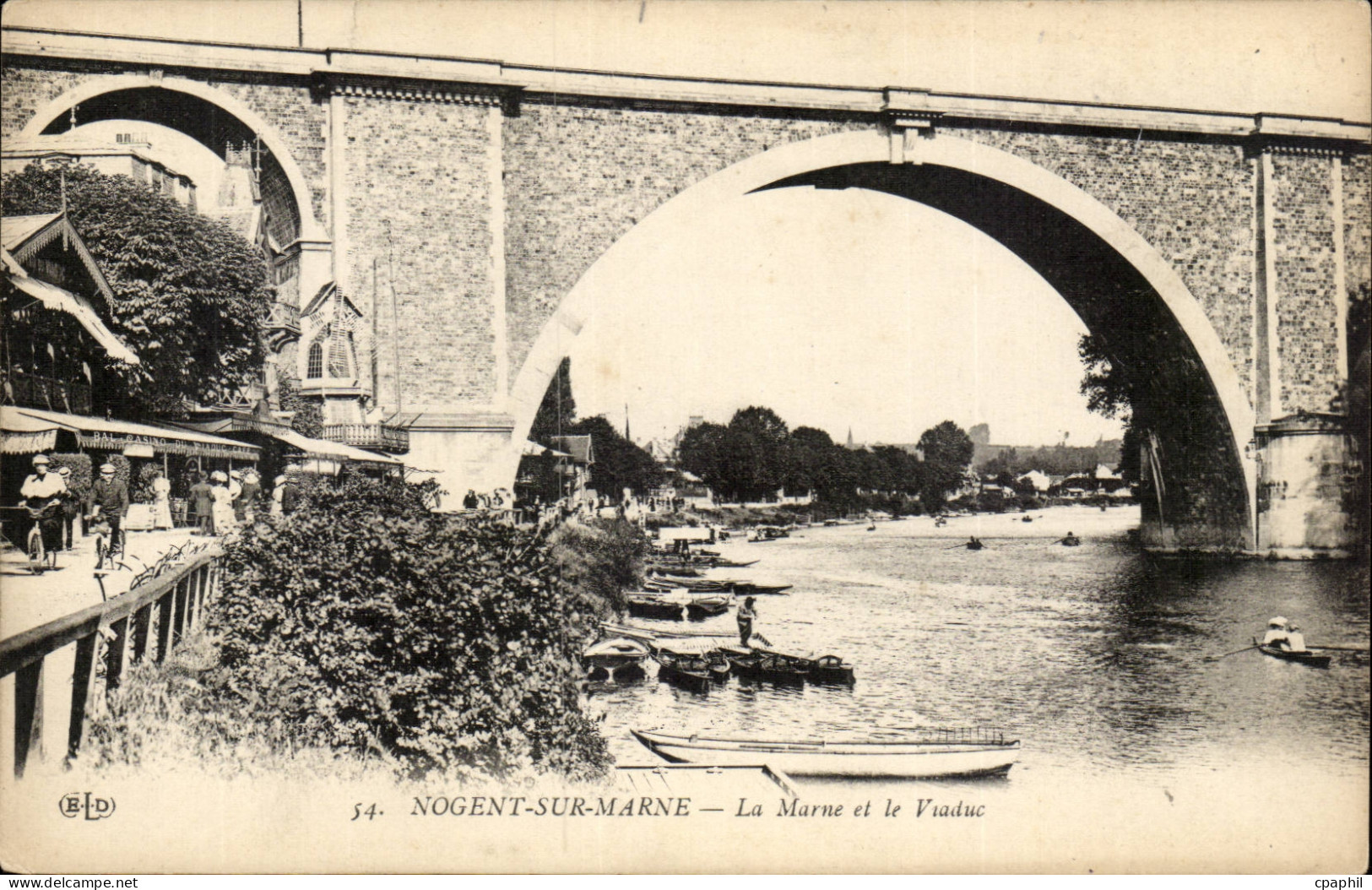 Nogent sur Marne CPA La Marne et le viaduc
