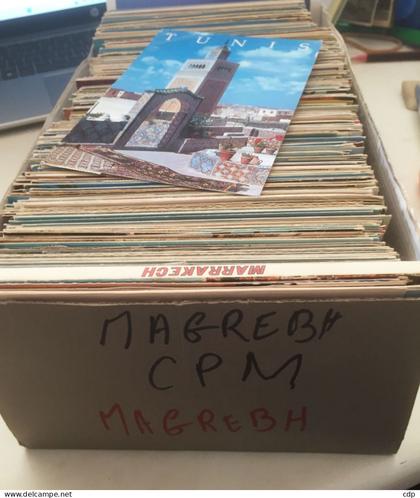*/- 600 cartes modernes MAGREBH