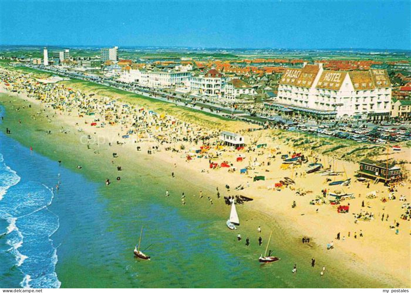 NOORDWIJK aan Zee Nordwijk aan Zee NL Strand Fliegeraufnahme