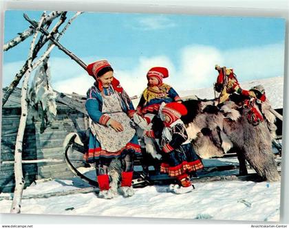 39249424 - Winter Samer Tracht Schlitten