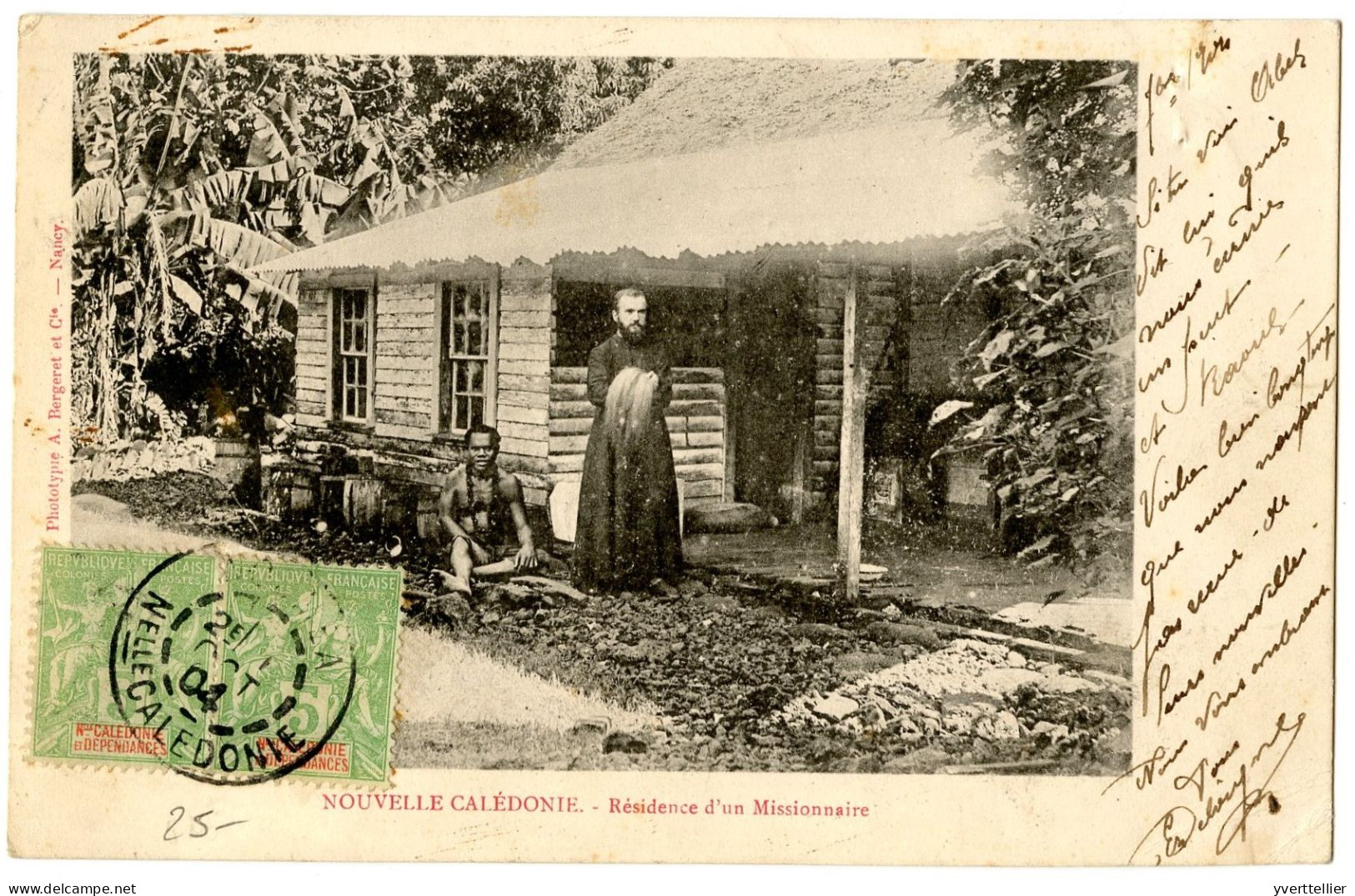 NOUVELLE-CALEDONIE carte postale résidence d'un missionnaire. Ecrite.