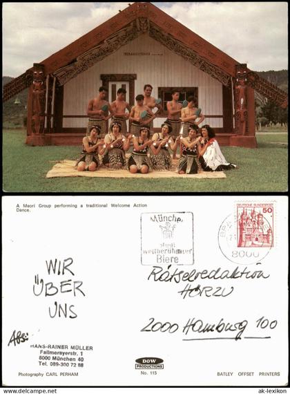 Neuseeland New Zealand Maori Group performing Welcome Action Dance 1980