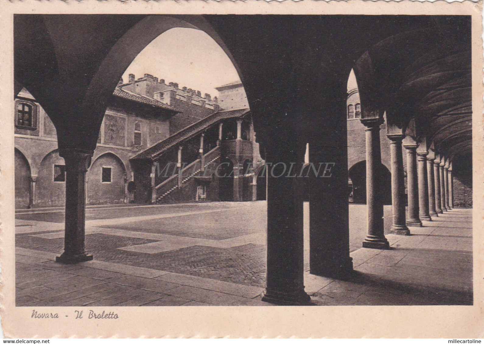 NOVARA - Il Broletto 1940