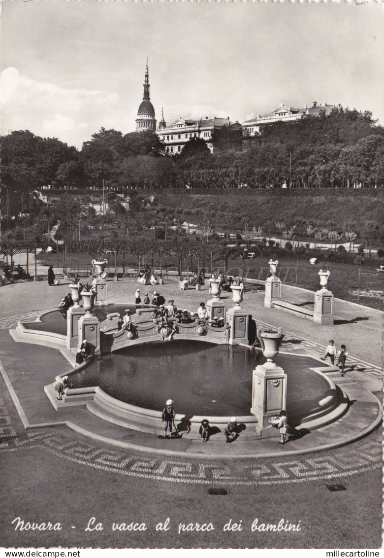 NOVARA - La vasca al parco dei bambini 1956