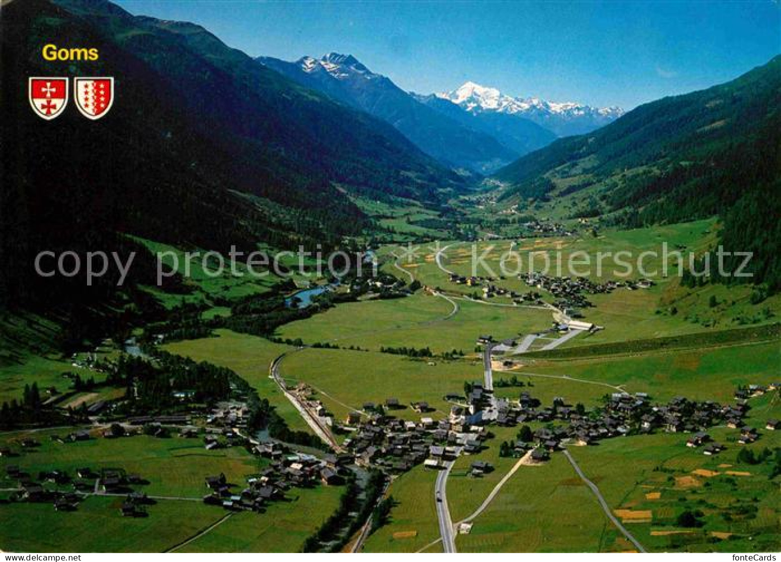 Obergoms mit Blick zum Weisshorn Walliser Alpen Fliegeraufnahme