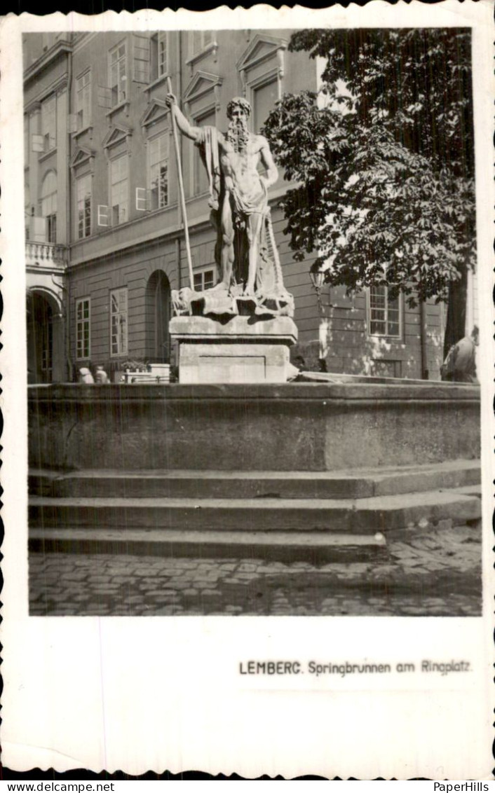 Oekraïne Ukraine - Lemberg - Springbrunnen am Ringplatz