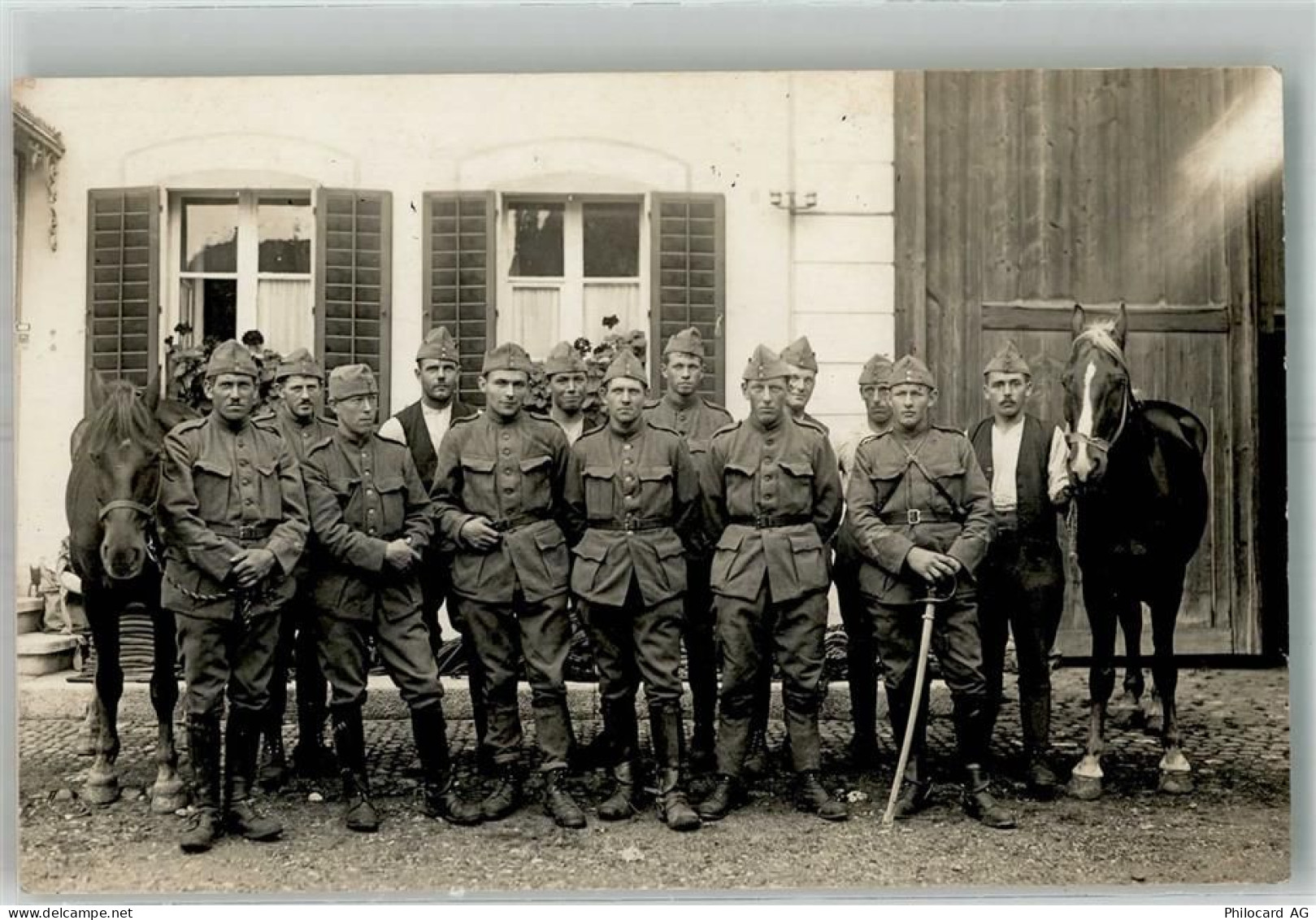Oensingen Gruppenaufnahme von Soldaten in Uniform mit zwei Pferden Ort l... - 38162983