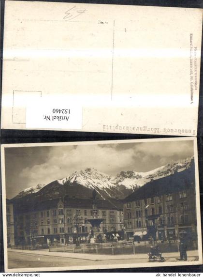 152460,Innsbruck Margarethenplatz Brunnen Personen Dreirad