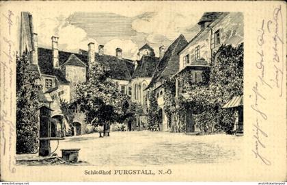 CPA Purgstall an der Erlauf in Niederösterreich, Innenhof mit Bäumen, Brunnen links, umlaufende Hä