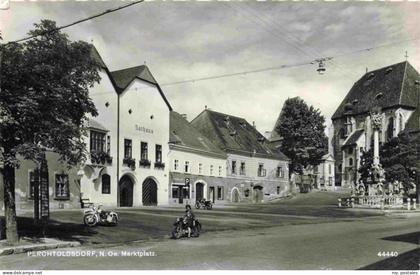 Perchtoldsdorf Niederoesterreich AT Marktplatz