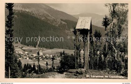 St Lorenzen Lesachtal Wegekreuz Blick ins Tal