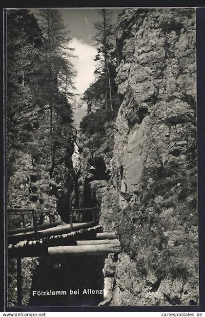 AK Thörl /Stmk., Fölzklamm bei Aflenz, Ortsansicht mit Brücke