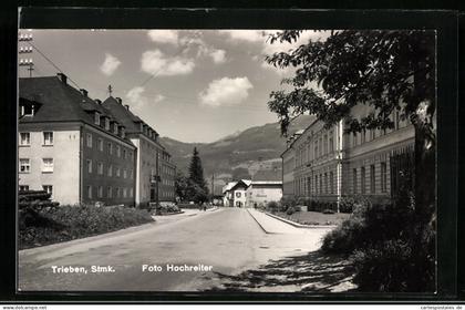 AK Trieben, Strassenpartie mit Bergblick