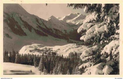 Berwang Tirol AT Panorama Blick von der Hochalm gegen Berwang und Lechtaler Alpe