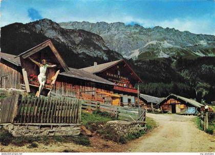Haemmermoosalm 1420m Leutasch Tirol AT Alp Gastwirtschaft in der Leutasch mit Te