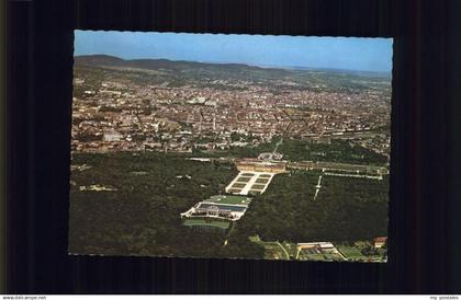 Wien Schloss Schoenbrunn Fliegeraufnahme