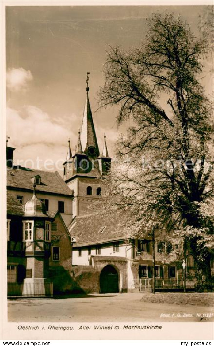 Oestrich-Winkel Alter Winkel mit Martinuskirche