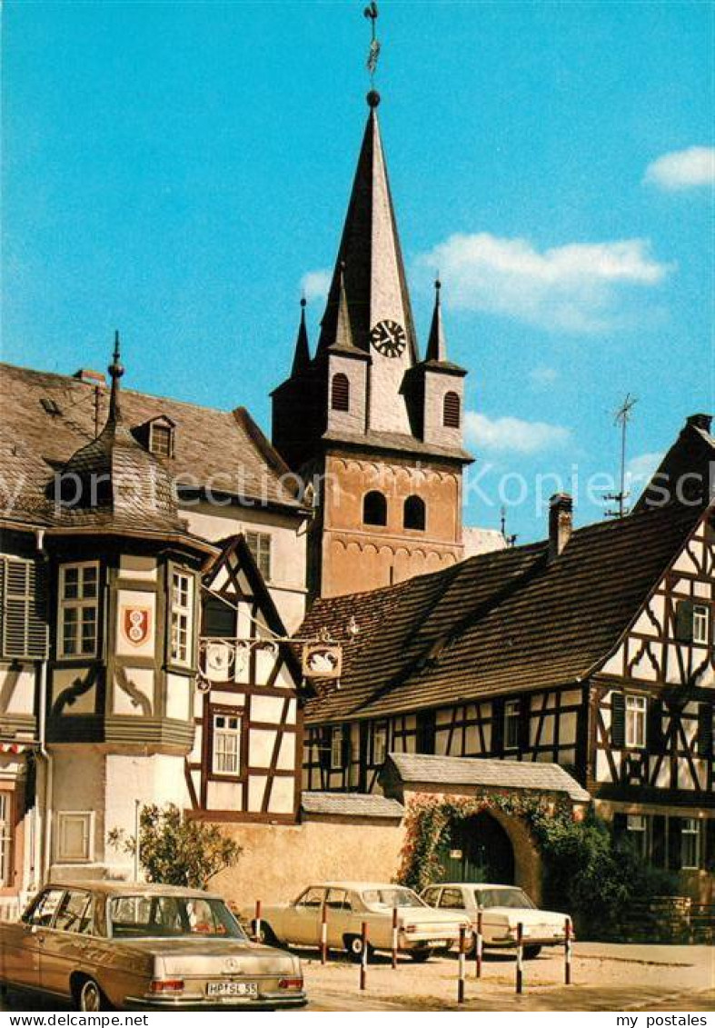 Oestrich-Winkel Mittelalterliche Fachwerkhaeuser Kirche