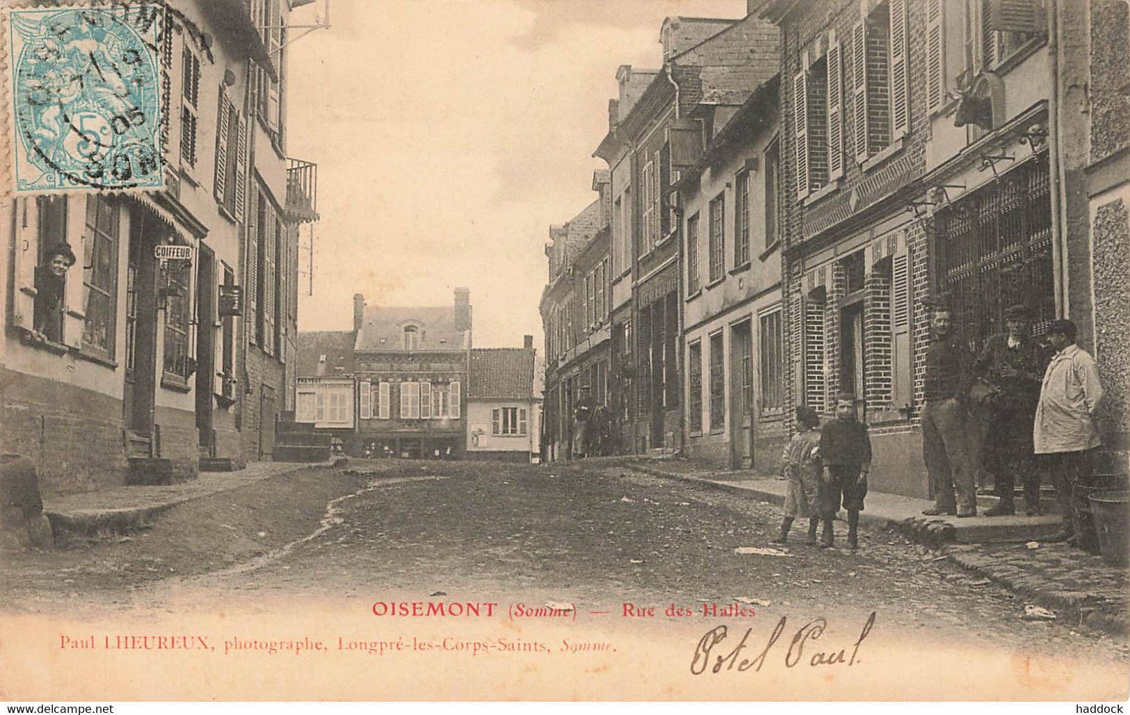 OISEMONT : RUE DES HALLES