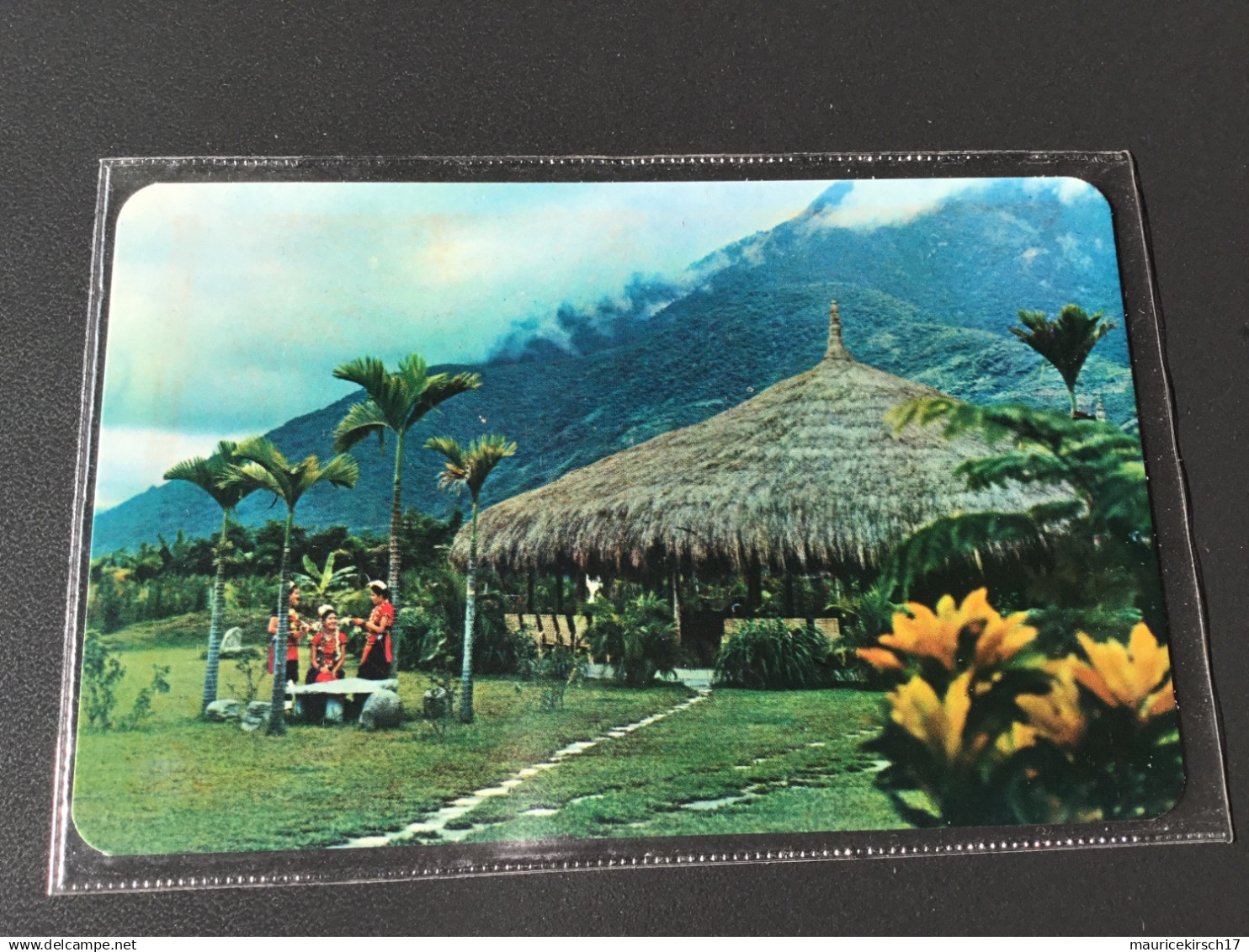 Old postcard Asia aborigines hwa-lien