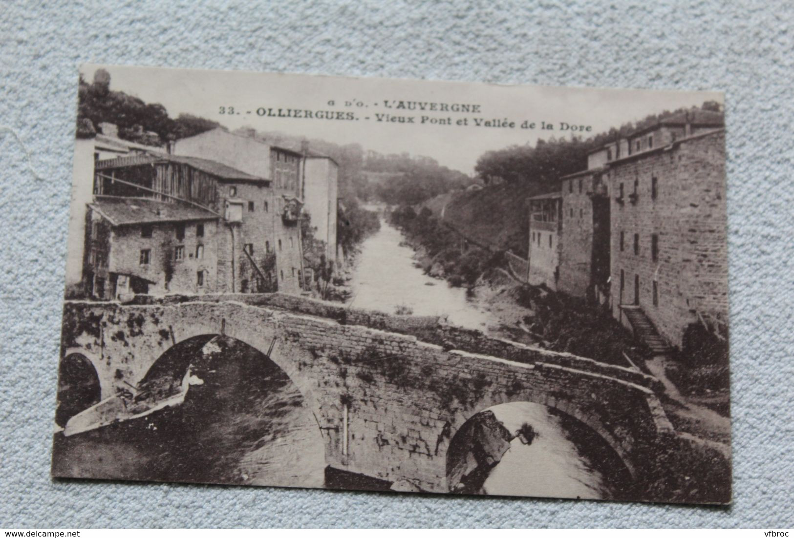 Olliergues, vieux pont et vallée de la Dore, Puy de Dôme 63