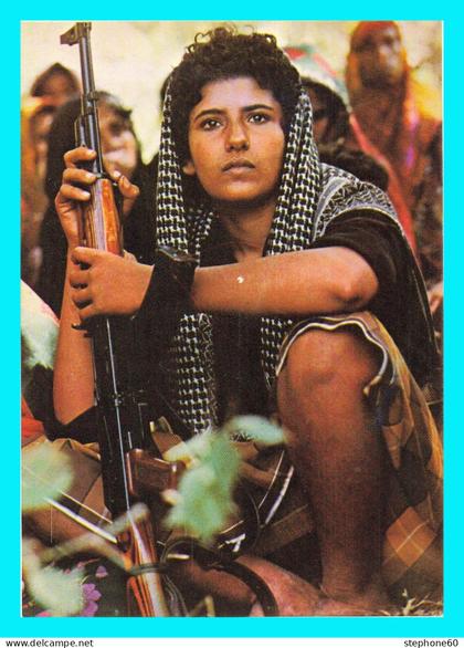 a961 / 579 Oman - Femme Omanaises - Militaire
