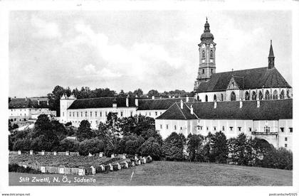 B68589 Austria Stift Zwettl Sudseite