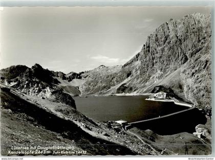 39751047 - Douglasshuette