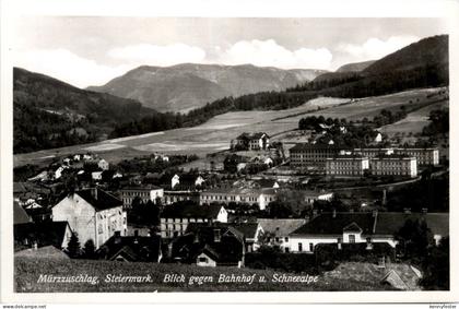 Mürzzuschlag/Steiermark - Mürzzuschlag - Blick gegen Bahnhof und Schneealpe