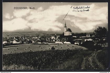 AK Poysdorf /N.-Ö., Teilansicht mit Kirche