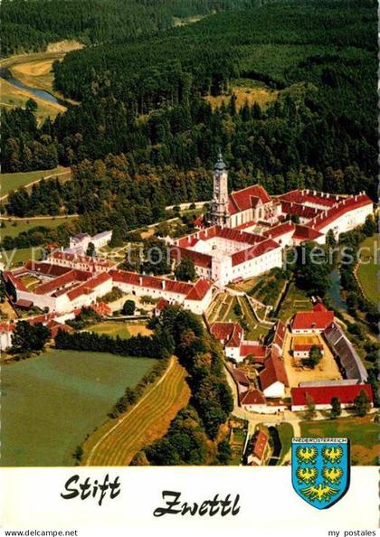 Zwettl-Niederoesterreich Fliegeraufnahme Zisterzienserstift