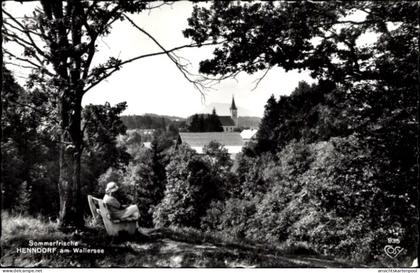 CPA Henndorf am Wallersee in Salzburg, Gesamtansicht, Kirche